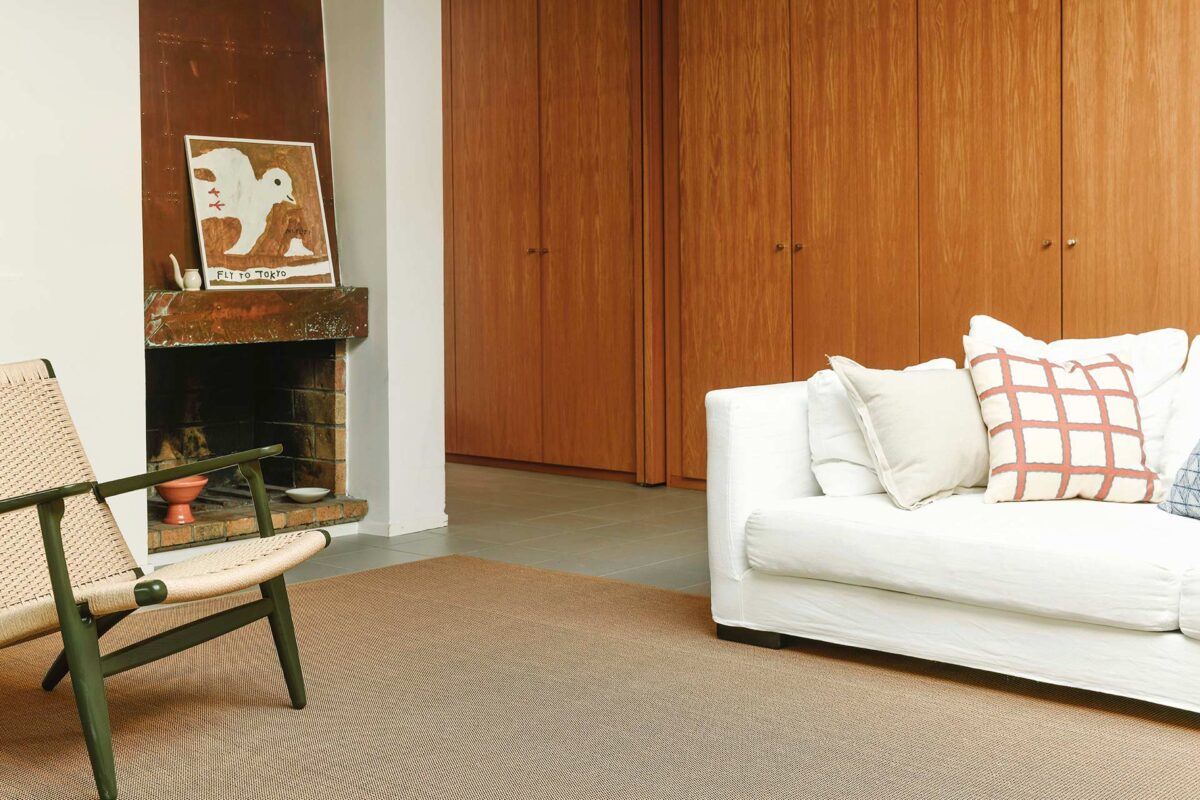 Kuinka poistaa tahrat matosta turvallisesti?