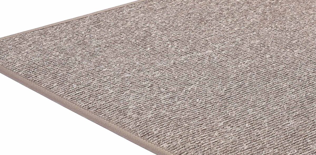 Liukumaton eteisen matto