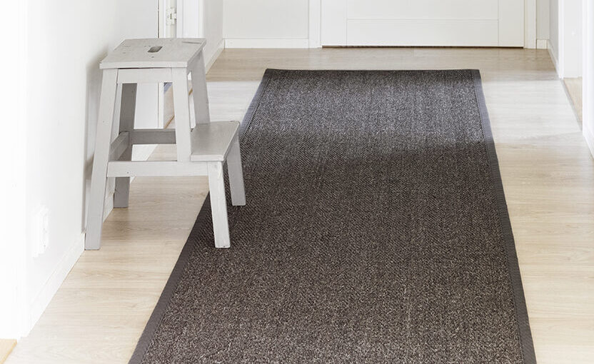 Mittatilausmatto eteiseen